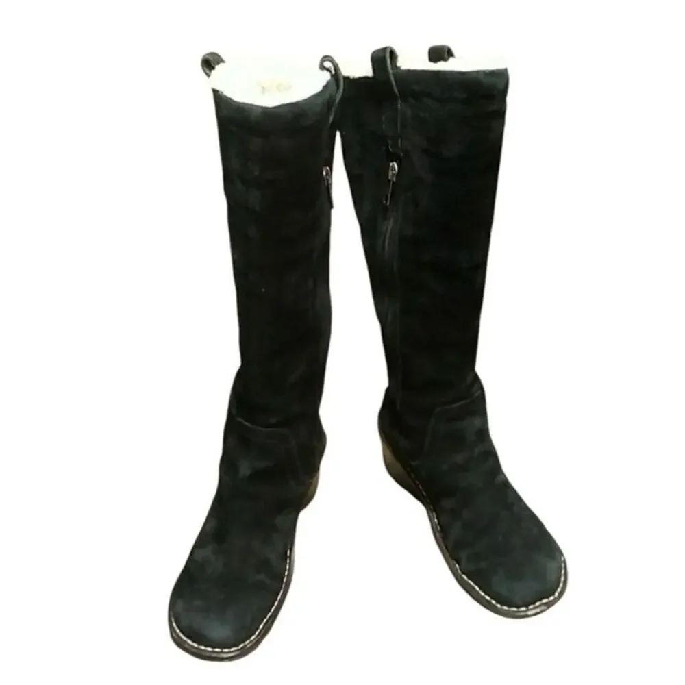 UGG Hartley Knee High Boots Black Suede & Sheep Skin Wedge S/N 3342 Size 7 M